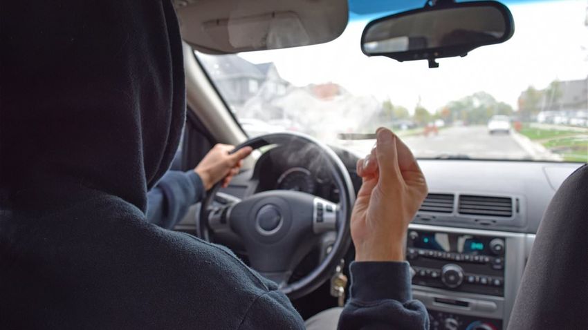  Critics slam ‘absurd’ plans for an Aussie state to ease drug-driving penalties for medicinal cannabis