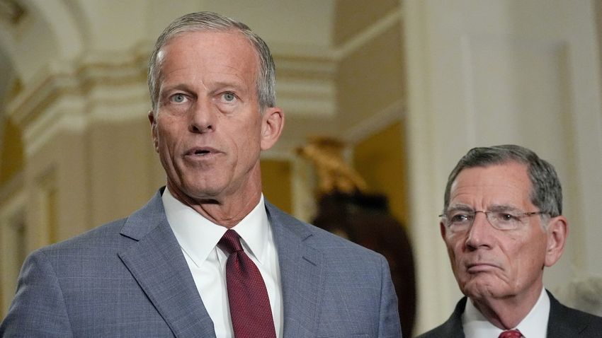  Senate approves funding bill to avoid a shutdown before the election