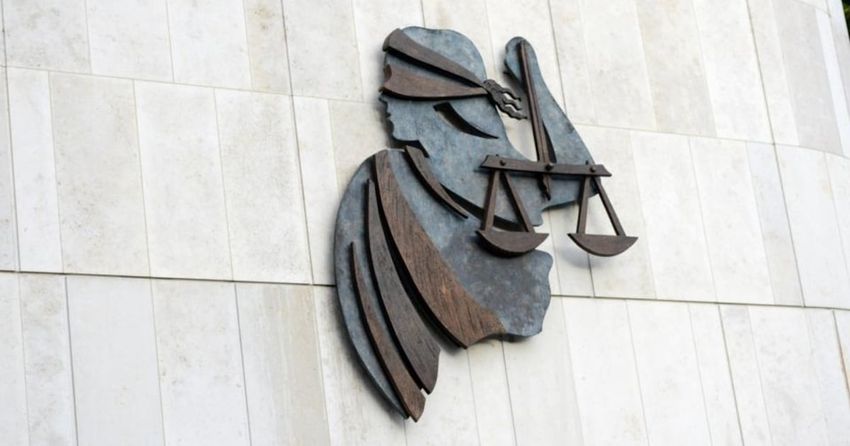  Pair charged over €1.9m cocaine ‘handover’ in Dublin car park