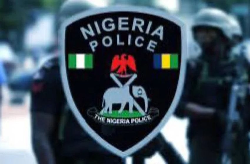  Kogi: Police intercept vehicle with suspected Indian hemp