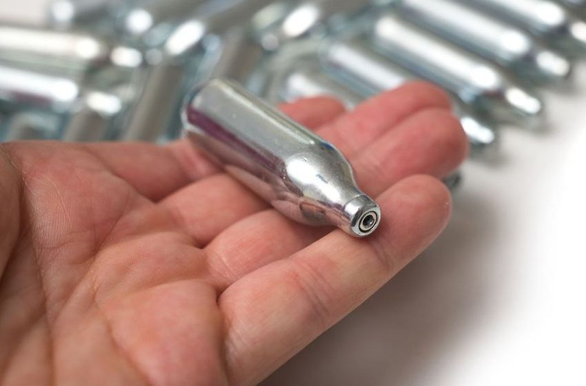  It May Soon Be a Crime to Sell Most Laughing Gas in LA
