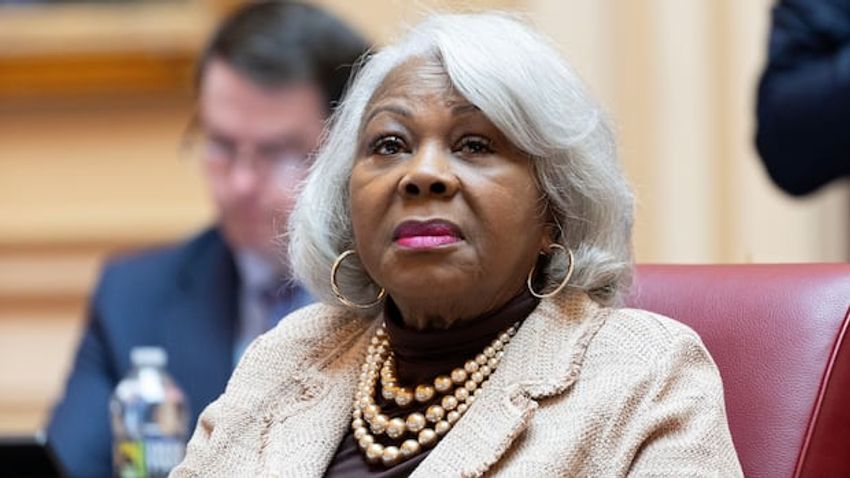  U.S. charges 82-year-old Virginia Democratic lawmaker in alleged drug scheme