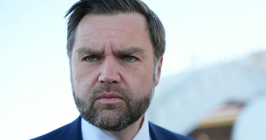  JD Vance Humiliated as NFL Team Snubs His Attempts to Say Hi